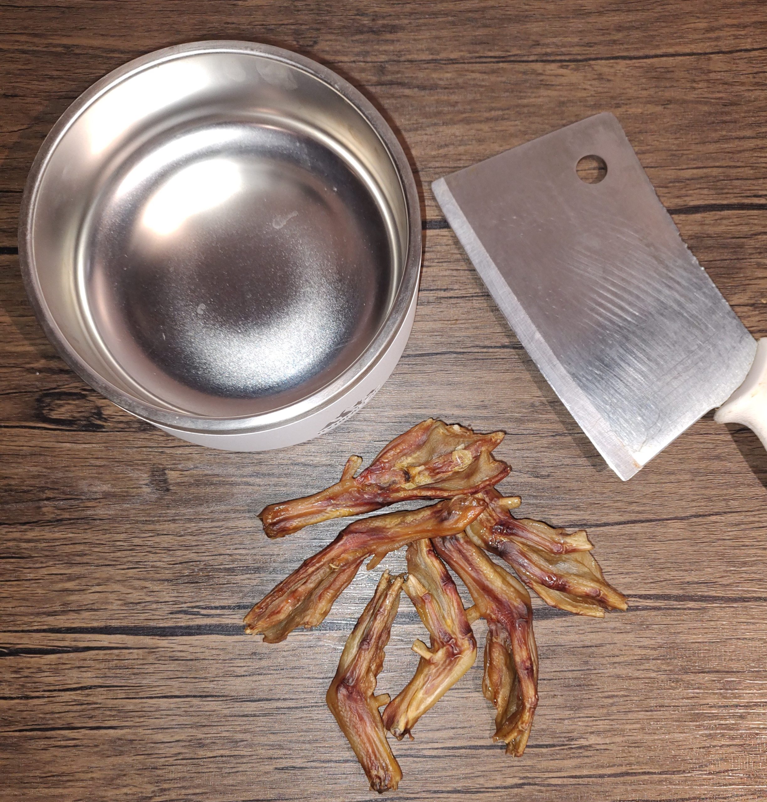 DEHYDRATED DUCK FEET